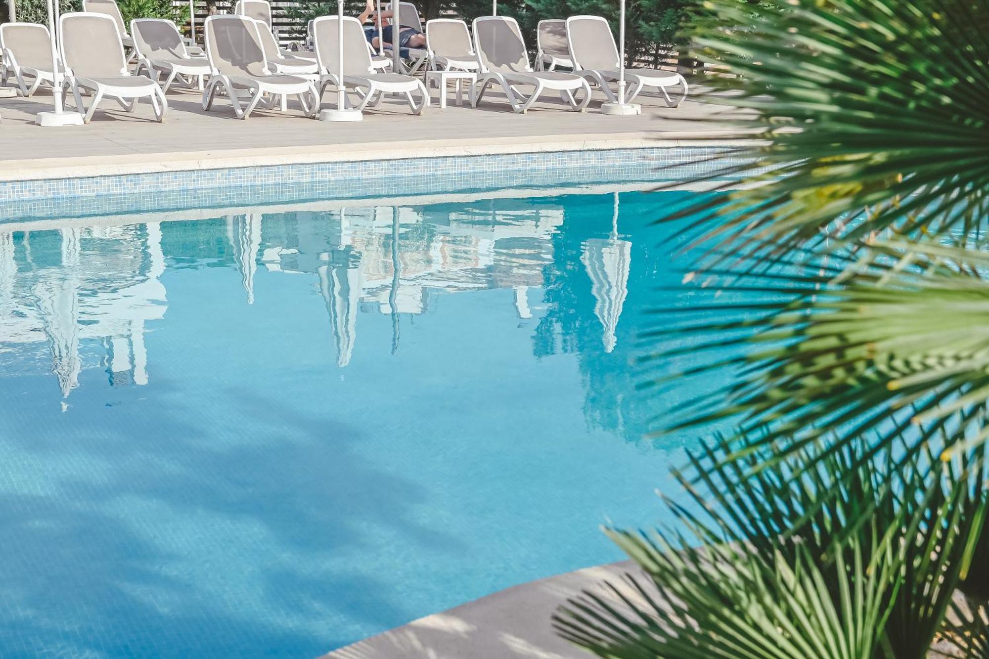 Hotel Lliteras カラ・ラトハダ エクステリア 写真